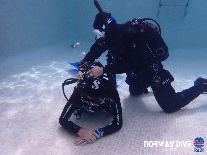 PADI Divemaster - Image 13